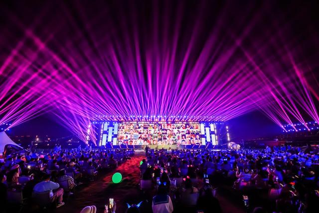 “甜蜜暴击”！我在粉丝盛典现场被王心凌和马自达EZ-60圈粉了