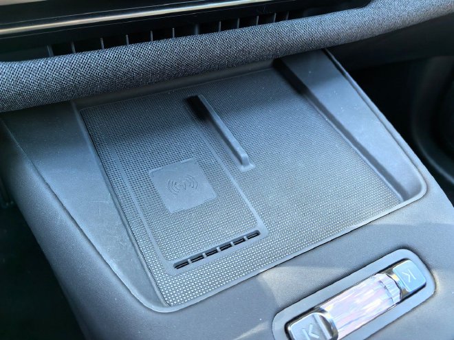 安全与时尚全兼容 抢先试驾沃尔沃全新XC70