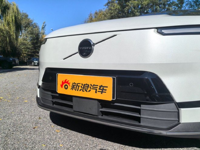 安全与时尚全兼容 抢先试驾沃尔沃全新XC70