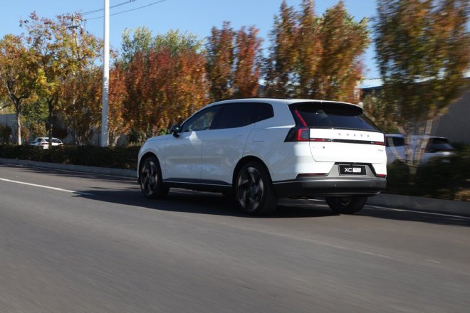 安全与时尚全兼容 抢先试驾沃尔沃全新XC70