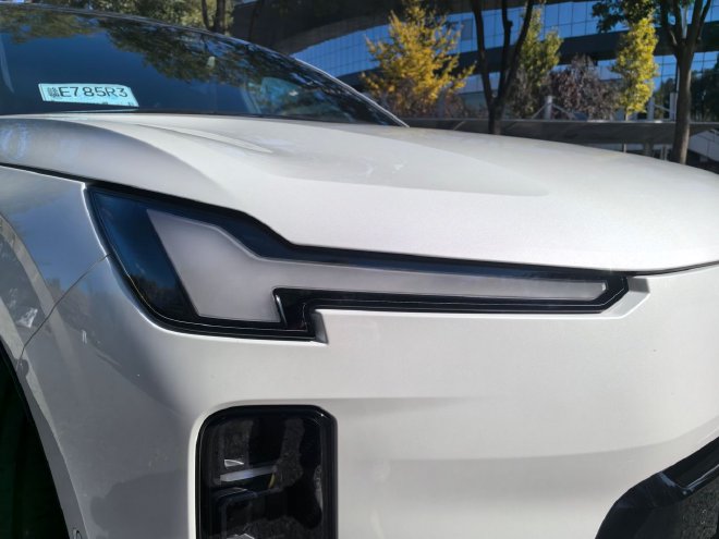 安全与时尚全兼容 抢先试驾沃尔沃全新XC70