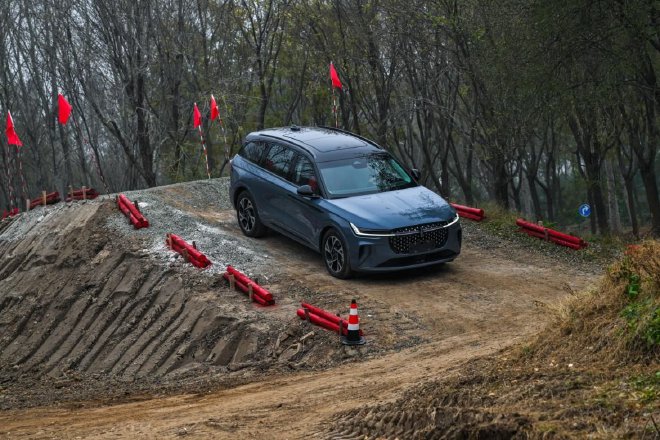 美式豪华大五座 体验林肯航海家