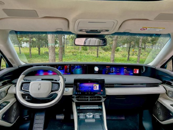 美式豪华大五座 体验林肯航海家