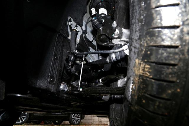 凯迪拉克XT5真的不如奥迪Q5吗？看完这几点，你就有答案了-有驾