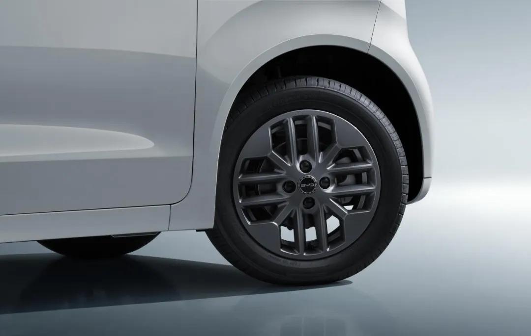 全球首款飞行汽车亮相__比亚迪混合动力车型