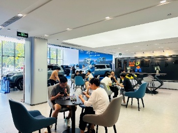 月销破2万台 方程豹钛7霜雾灰与青峦翠开启交付