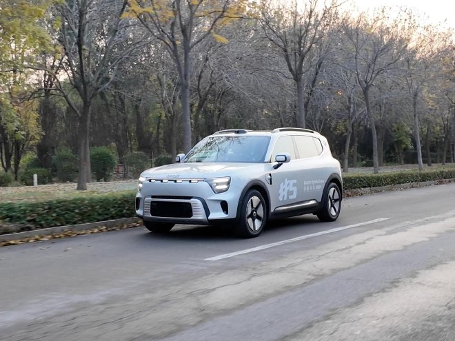 打破边界 试驾smart精灵#5 EHD