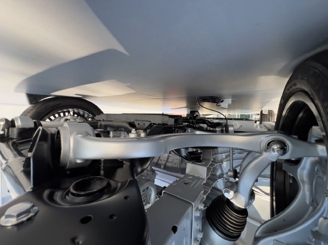 预售价35-37万起 小鹏X9超级增程开启预售