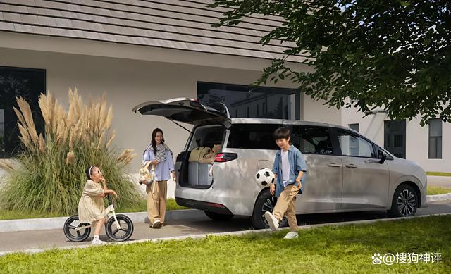 7.38万起的真7座MPV，凭啥让2万人抢先下单？-有驾