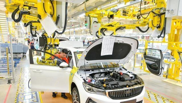 开了9年手动挡，换成自动挡后才明白：手动挡对比自动挡有3大优势-有驾