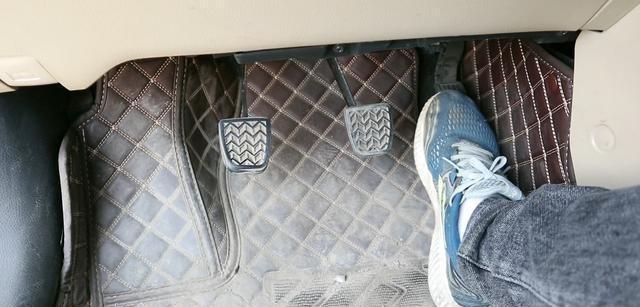 开了9年手动挡，换成自动挡后才明白：手动挡对比自动挡有3大优势-有驾