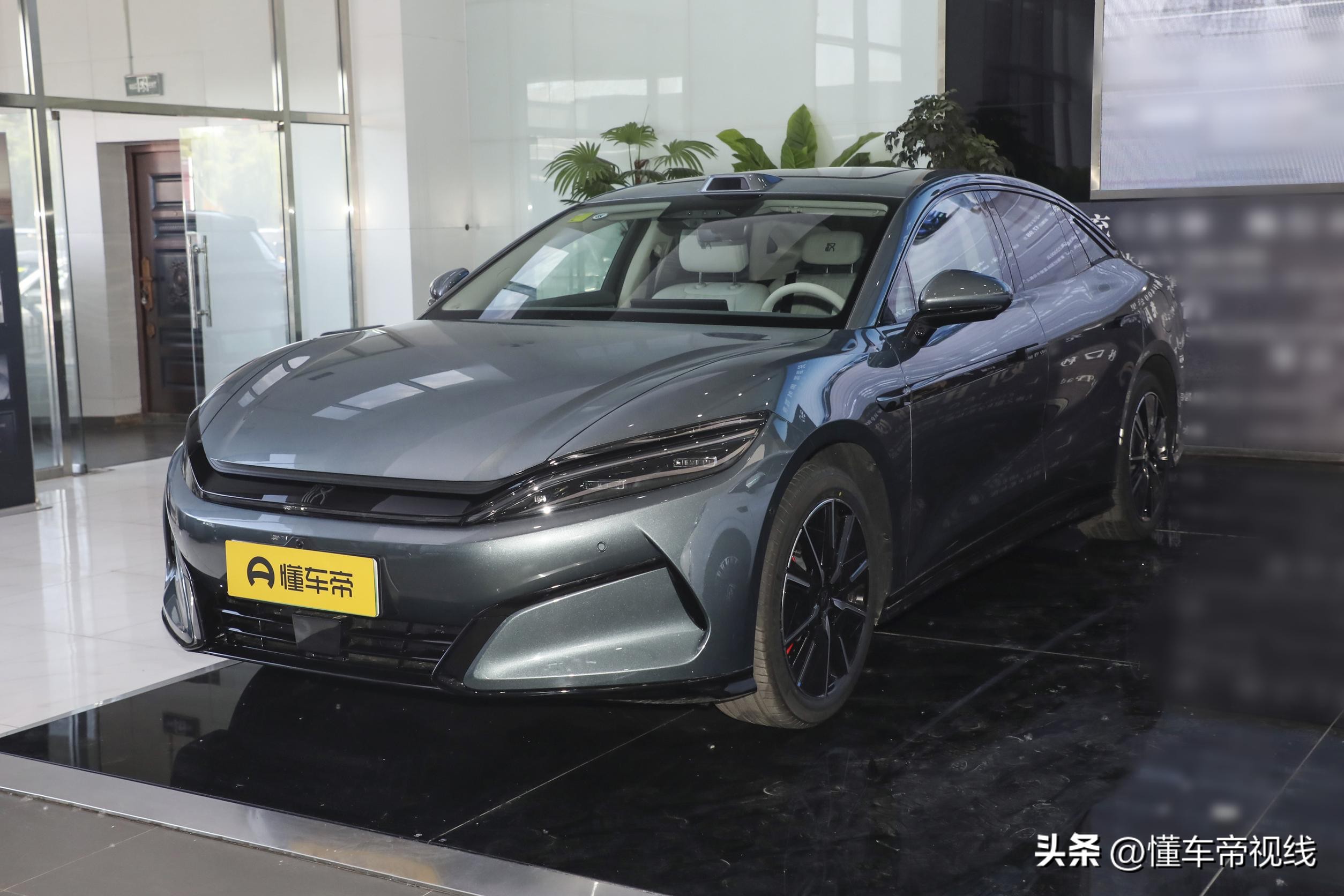 续航里程电动汽车_续航里程长的电动汽车推荐_