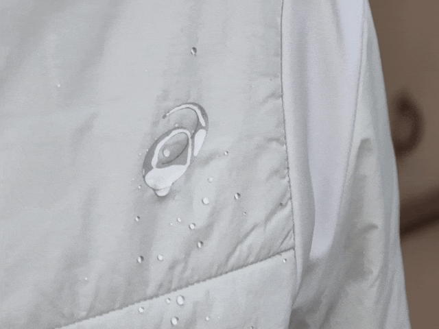 _户外品牌三角logo_三角外套