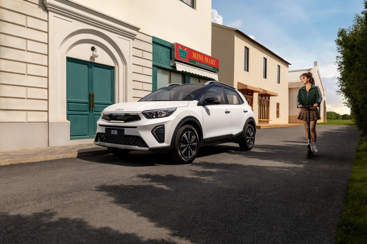 起亚起亚奕跑车型_起亚奕跑图片及价格_