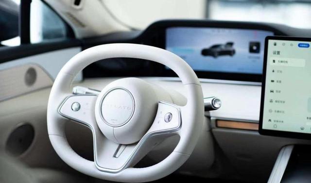 宝座不保享界S9开订2小时订单破3000台,市场反响堪称爆炸式增长,彰显其强大的破圈潜力-有驾