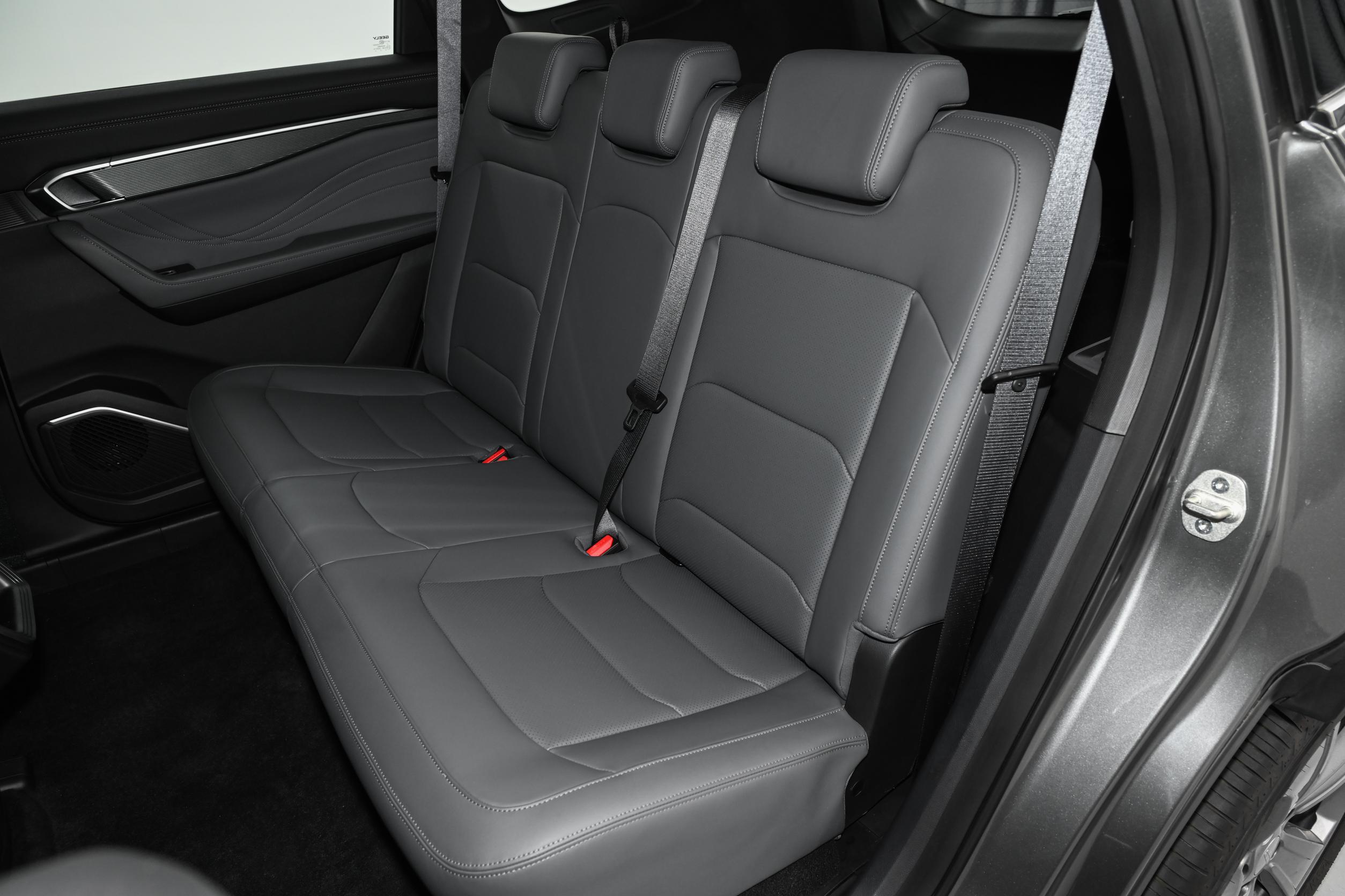 _吉利新款中级车曝光_吉利中型车图片和价格