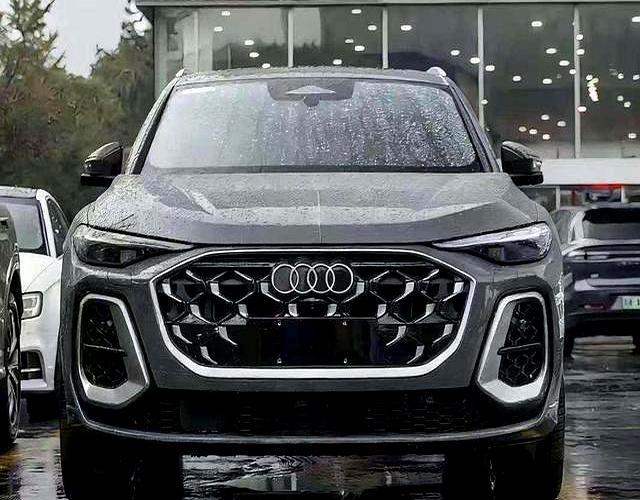 全新奥迪Q5L亮相，搭载华为智驾，使用五代EA888发动机-有驾