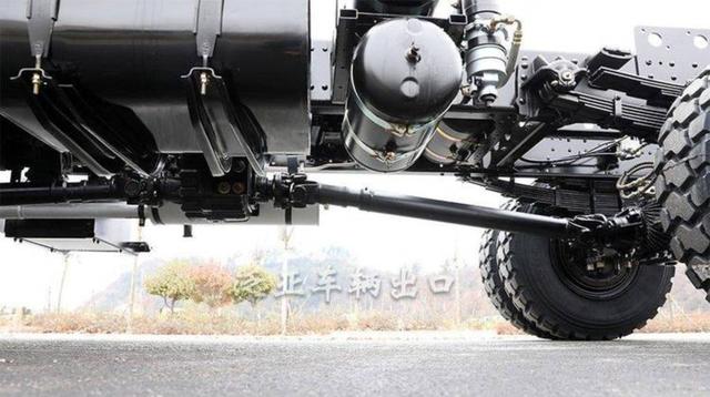 燃油车卖36万,电动车卷疯了,它偏不跟风坚持做真正适应极限环境的硬派越野,满足专业户外人士的需求成为独特标签-有驾