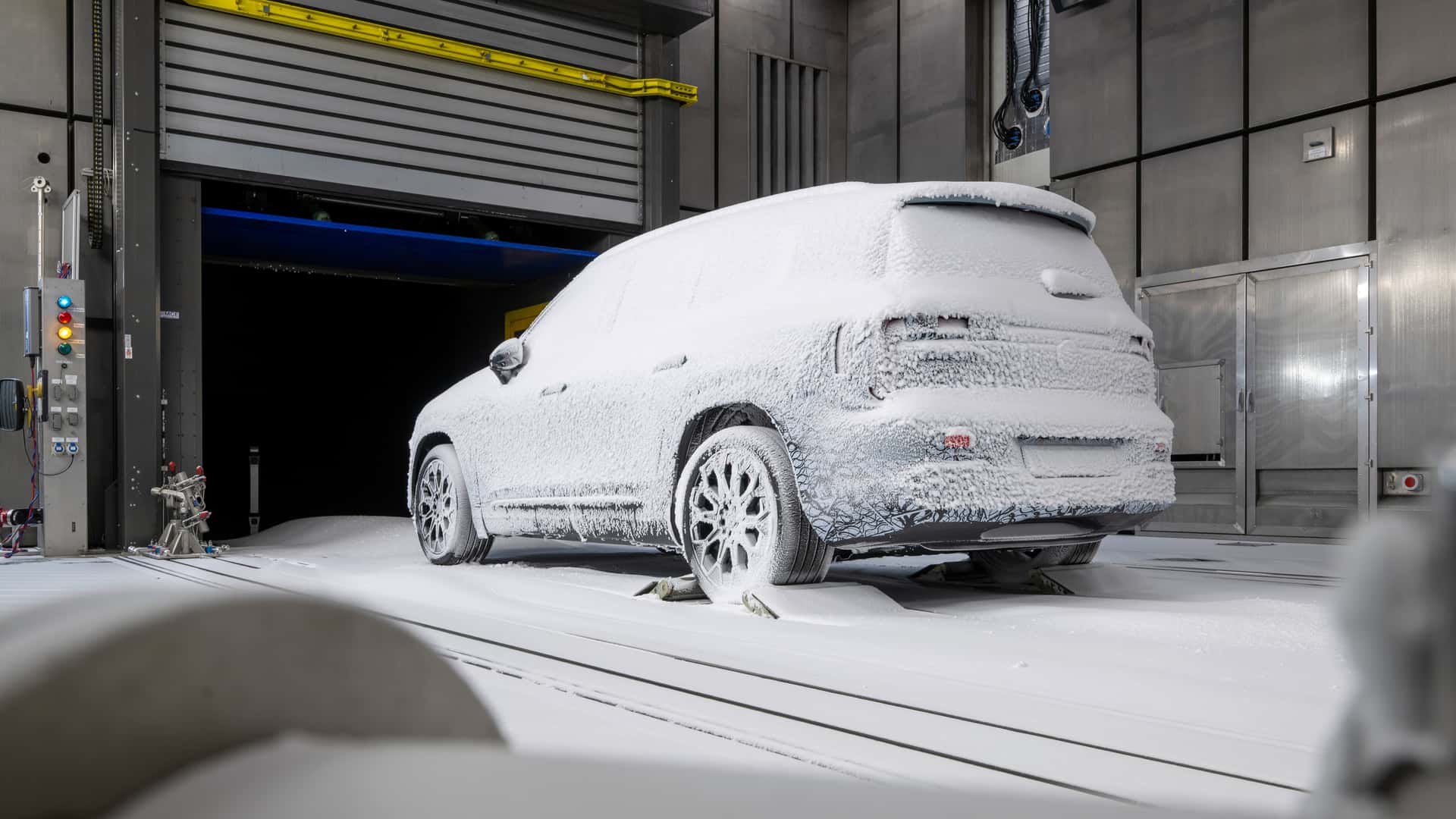 _奔驰内饰星空顶是哪一款_奔驰星空中网是哪款车