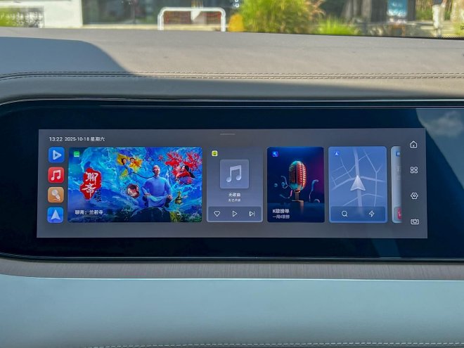 豪华大六座SUV新选 体验腾势N8L