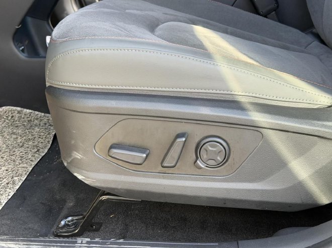 亲民售价带来越级体验 试驾北京现代EO羿欧