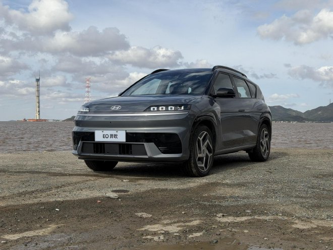 亲民售价带来越级体验 试驾北京现代EO羿欧