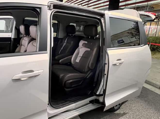 _宝骏730售价_宝马730德国售价