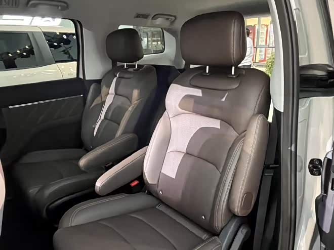 宝骏730售价_宝马730德国售价_