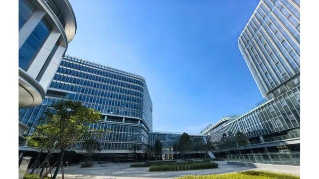 奇瑞砸20亿建凤鸣中心,13栋楼亮相,员工生活休闲一体化-有驾