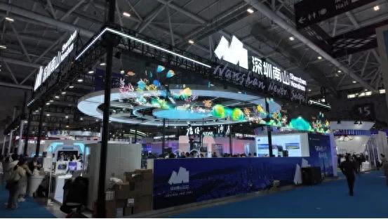 芯片技术铸就领跑优势 美矽微全息隐形屏再度惊艳高交会