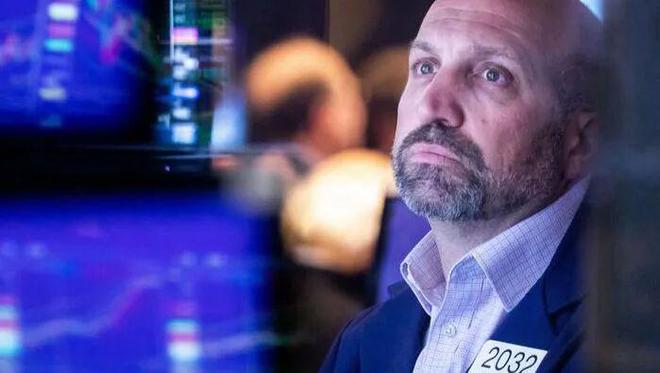 欧美齐跌，道指重挫超500点，苹果、英伟达低迷