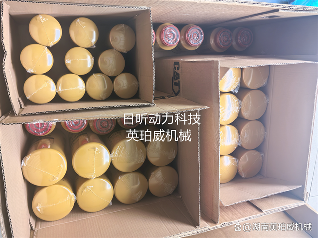 卡特柴油滤芯上面的传感器是什么-有驾