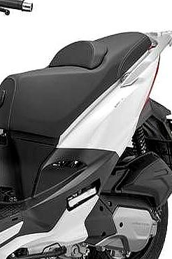 钱江鸿150亮相，1.3万级全能选手，买菜飙车两不误-有驾