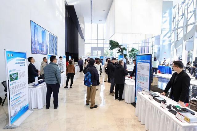 全球百强企业加入，闵行这个汽车产业集群正式揭牌-有驾