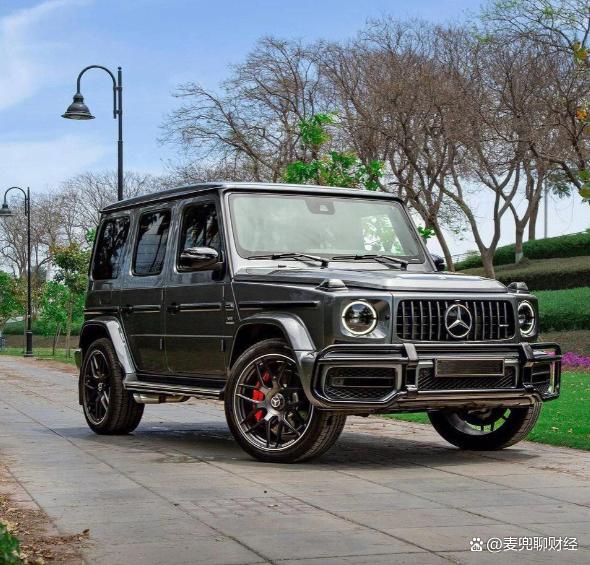 错失榜首,10月豪华SUV销量榜,问界M9第2、奔驰GLC升至第5名-有驾