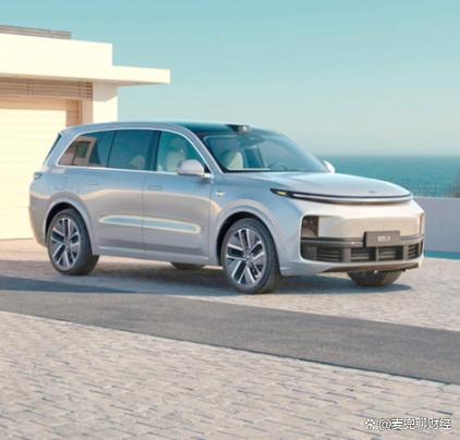 错失榜首,10月豪华SUV销量榜,问界M9第2、奔驰GLC升至第5名-有驾