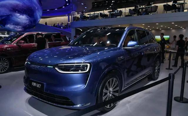 10月增程车销量榜揭晓，问界M8夺冠、M7升至第三