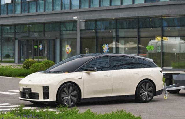 理想i6深度解析，40分钟带你了解全部隐藏亮点-有驾