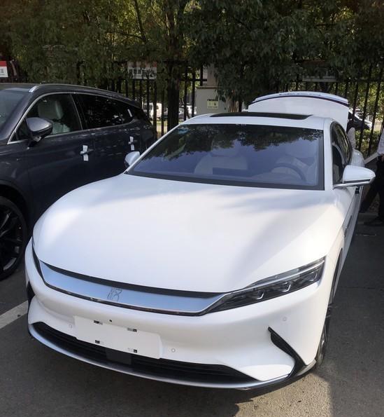 隐形车衣是保护神还是智商税？一年亲测花1.3万值不值-有驾