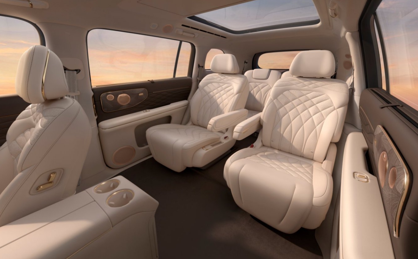 起步32万多,地暖上车的“陆家嘴揽胜”,能撬开有钱人的钱包吗?__起步32万多,地暖上车的“陆家嘴揽胜”,能撬开有钱人的钱包吗?