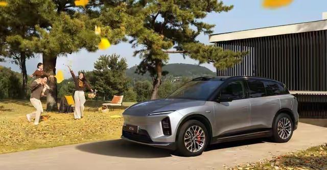 放弃BBA选择蔚来ES6的老车主，5000公里后说出这些大实