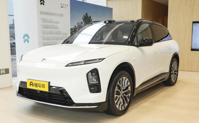 放弃BBA选择蔚来ES6的老车主，5000公里后说出这些大实-有驾