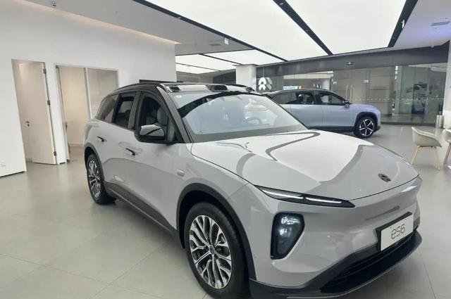 放弃BBA选择蔚来ES6的老车主，5000公里后说出这些大实-有驾