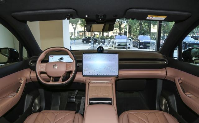 放弃BBA选择蔚来ES6的老车主，5000公里后说出这些大实-有驾