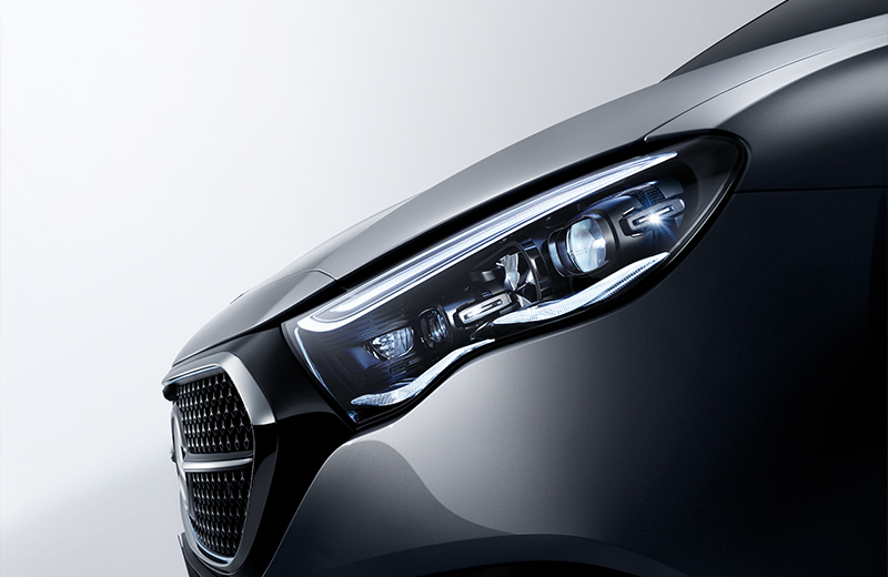 奔驰标轴是进口吗_奔驰长轴版标志_