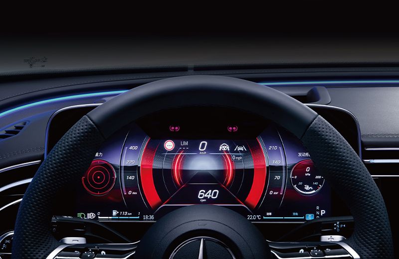 奔驰标轴是进口吗__奔驰长轴版标志