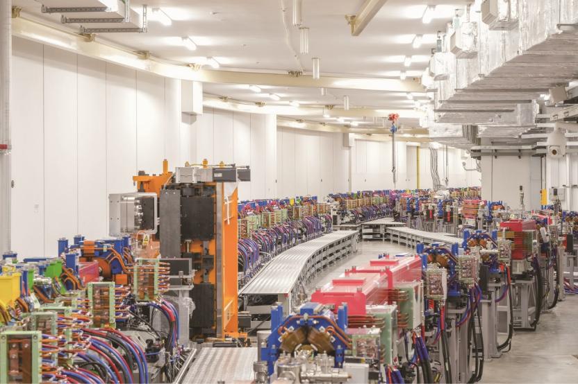 科技眼睛__眼睛睁开怀抱张开是什么歌