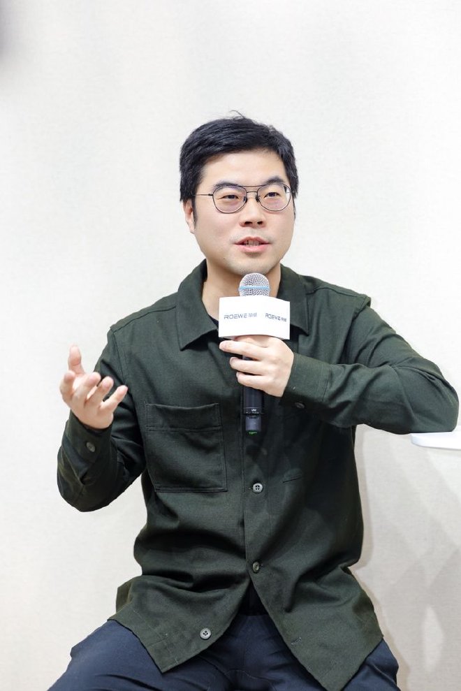 2025广州车展:张亮、钱漾详解“务实科技”与“价值营销”新路径