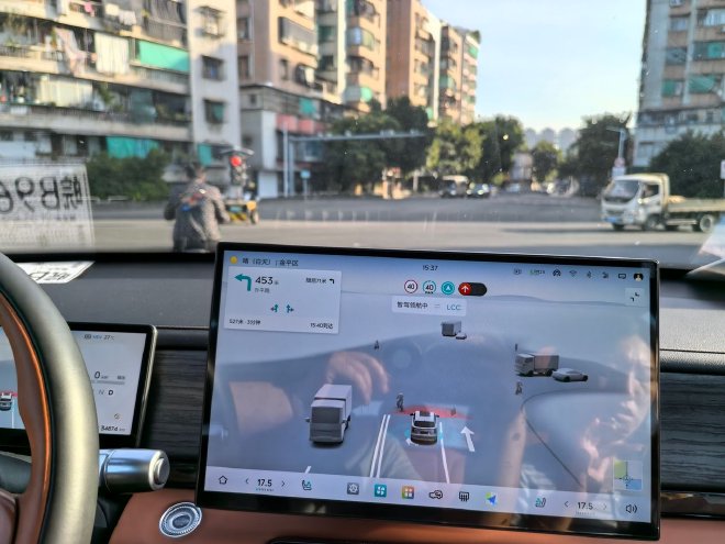升级城区NOA 抢先试驾捷途山海L7 PLUS