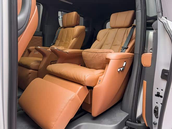 世家集团_世家置业有限公司_